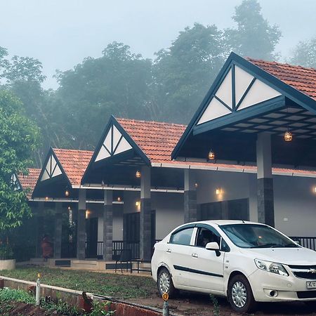 Meghamalhar Villa Манантавади Екстериор снимка