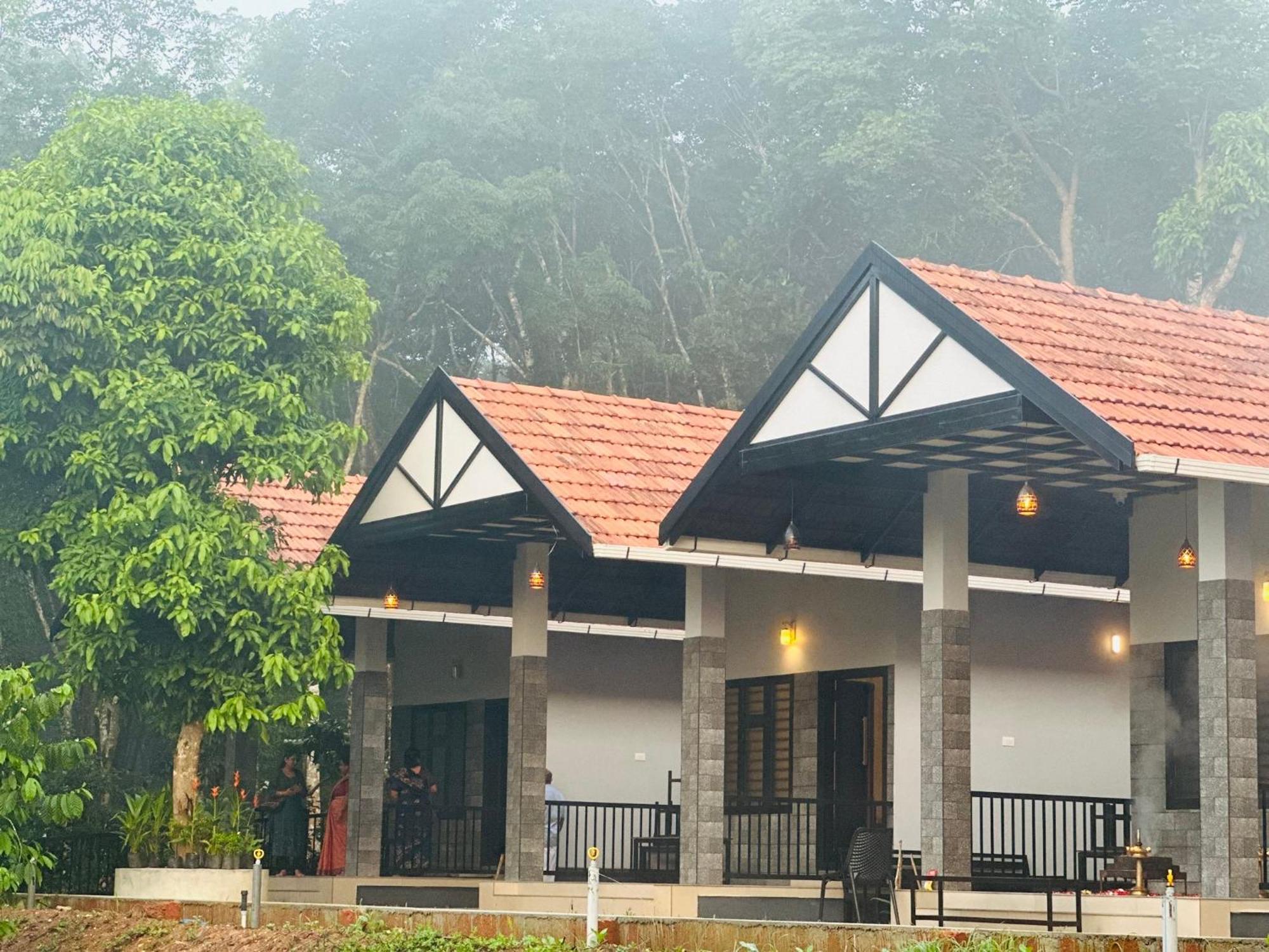 Meghamalhar Villa Манантавади Екстериор снимка