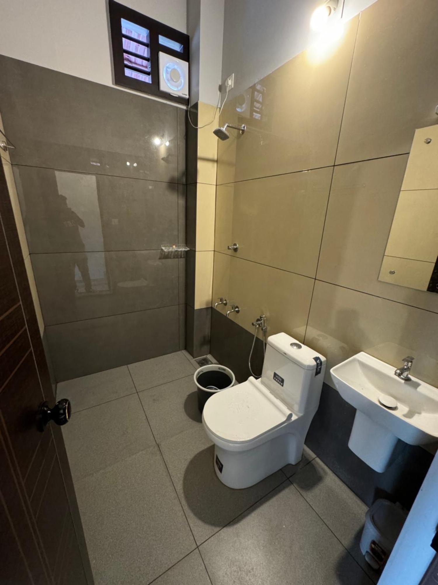 Meghamalhar Villa Манантавади Екстериор снимка